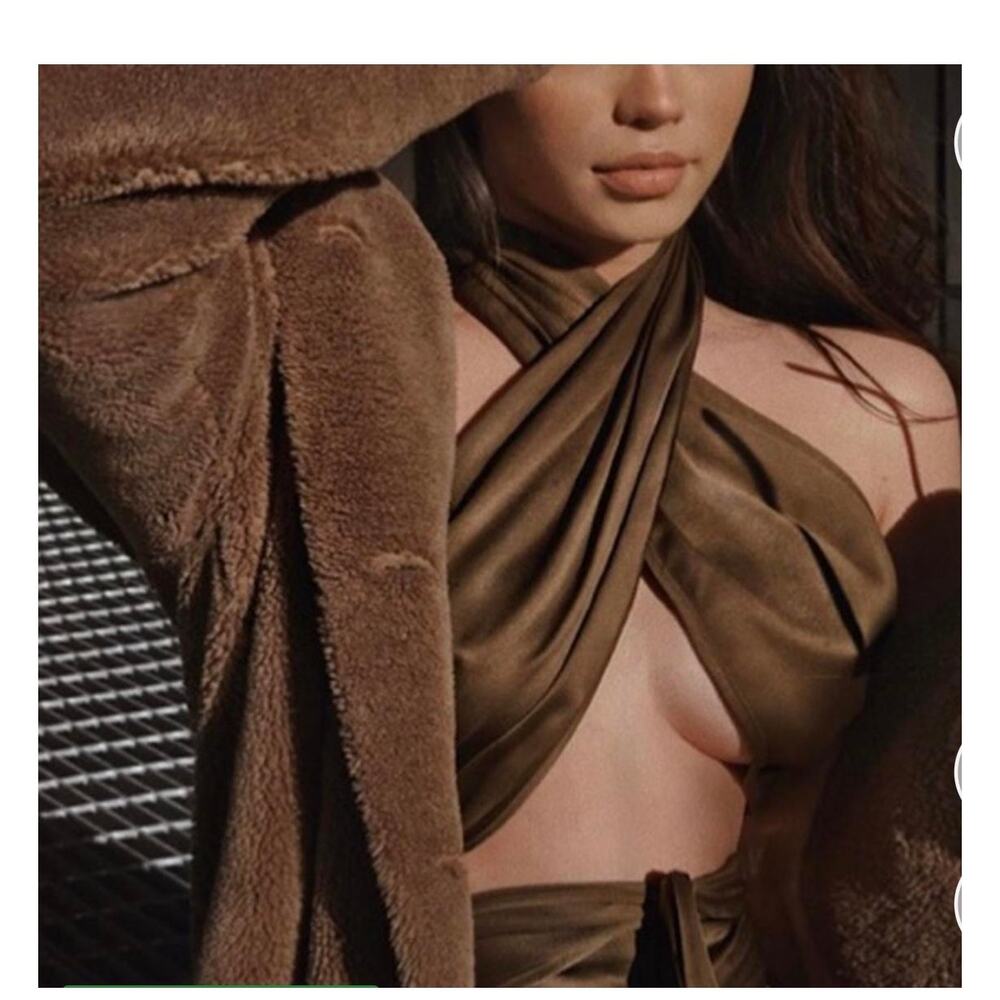 New REVOLVE LPA Women's Taupe Criss Cross Cropped Gathered Wrap 532 Top Size L - Picture 5 of 10
